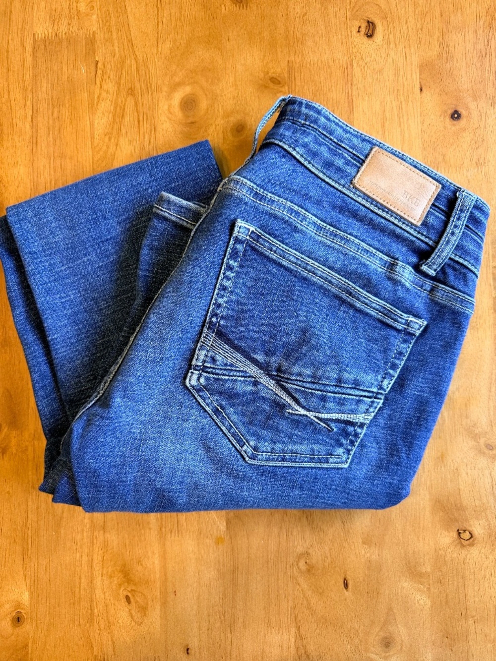 BKE Stella Straight Leg Jeans Womens 29x32 Slim Fit Low Rise Medium Wash Denim